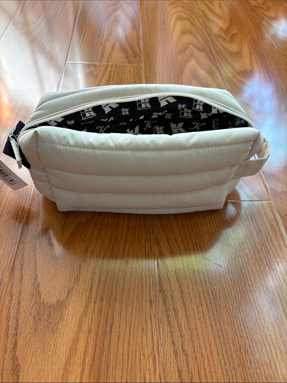 Kiehls Quilted Ivory Puffer Cosmetic Bag